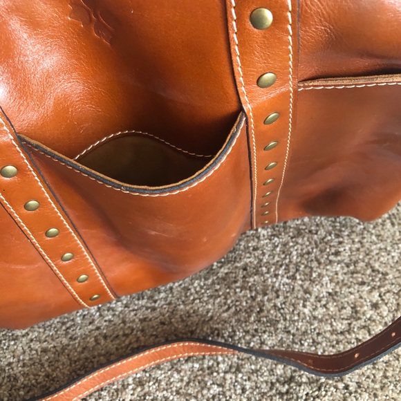 Patricia Nash brown leather shoulder bag - Picture 4 of 7